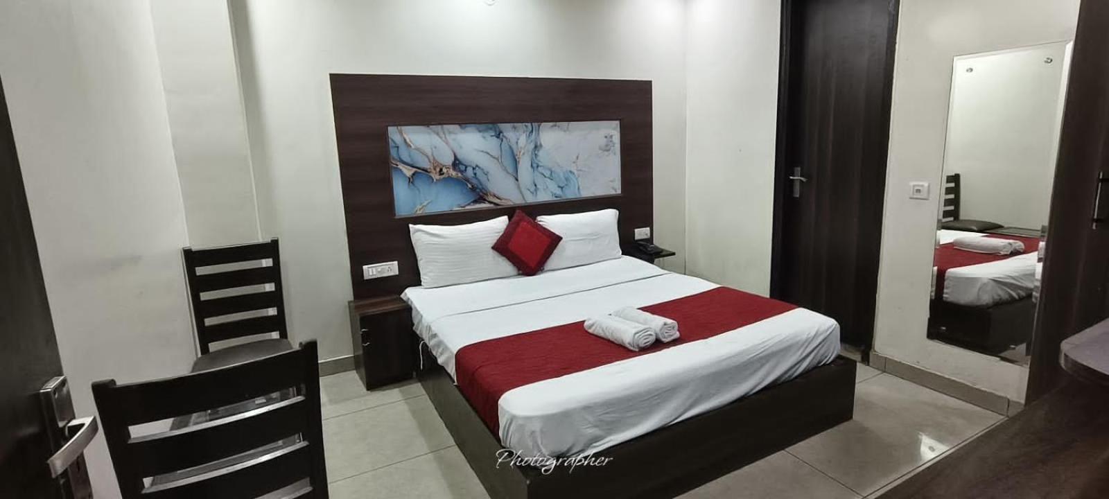 Hotel Airport Classic Paradise 4*